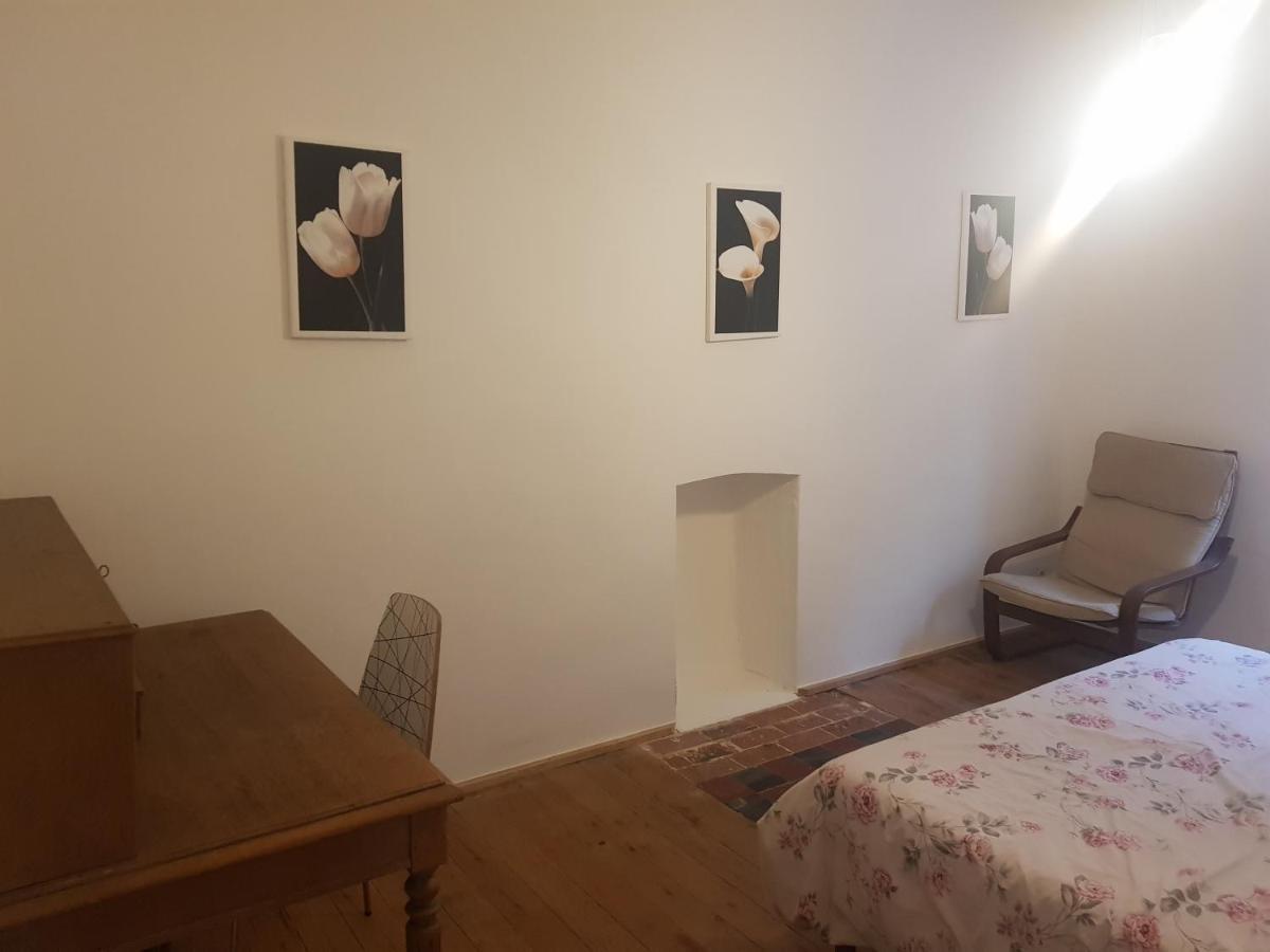 La Coulee Pilette Apartment Callac Ngoại thất bức ảnh